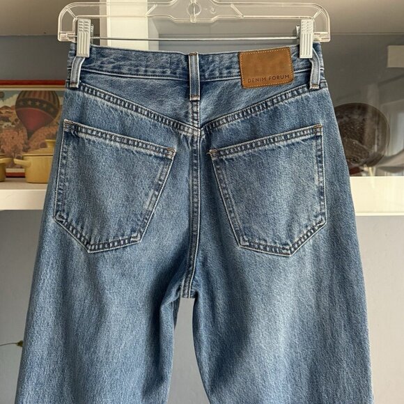 Aritzia Denim Forum The Joni High Rise Loose Jeans 90’s Loose - Picture 6 of 9
